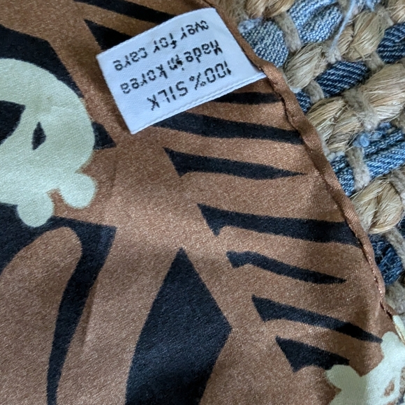 Brown Black Beige Animal Print Striped Spotted 100% Silk Scarf 54x10 - Picture 3 of 7